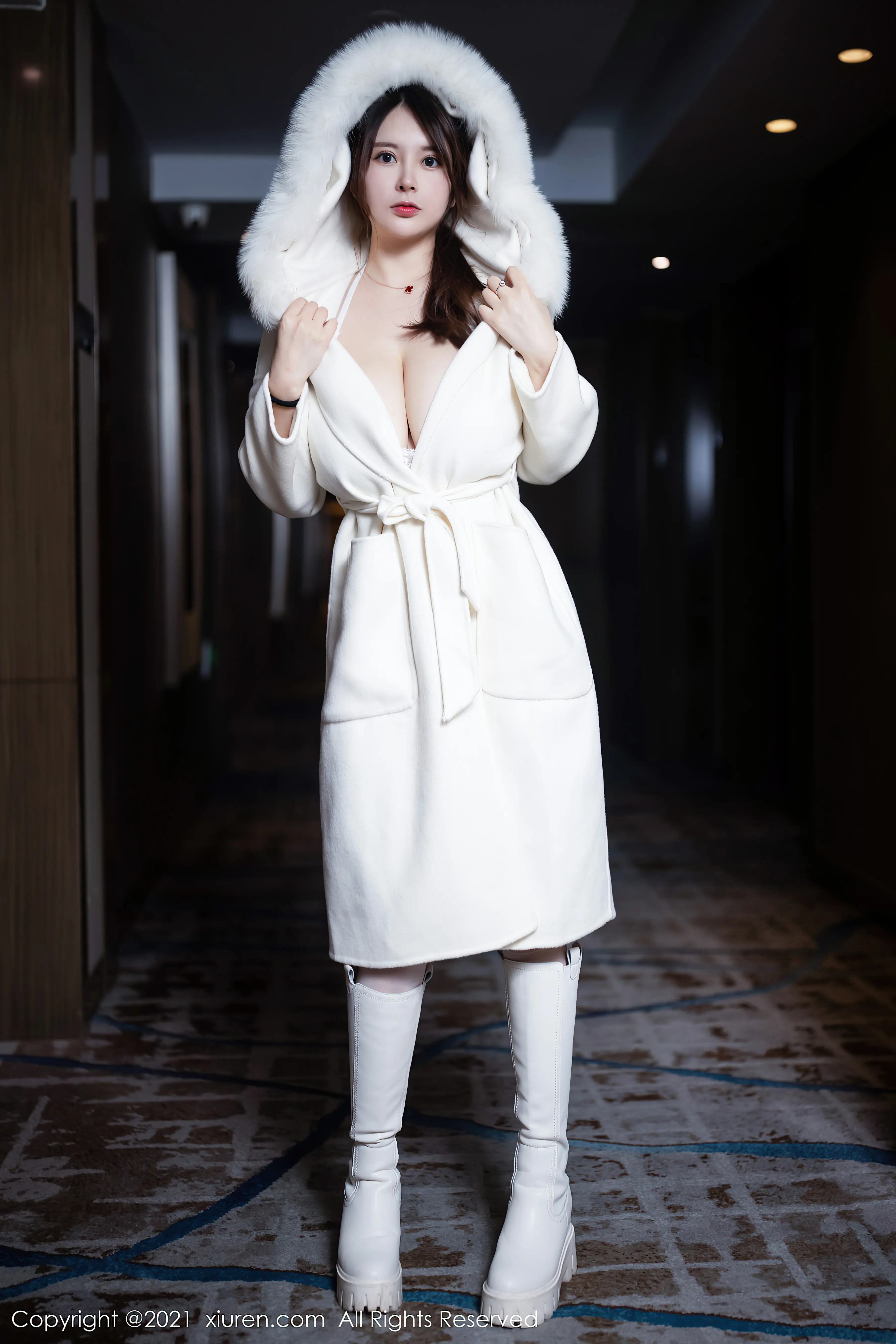 [Xiuren秀人网] NO.3121 奶油妹妹[45+1P／422MB]