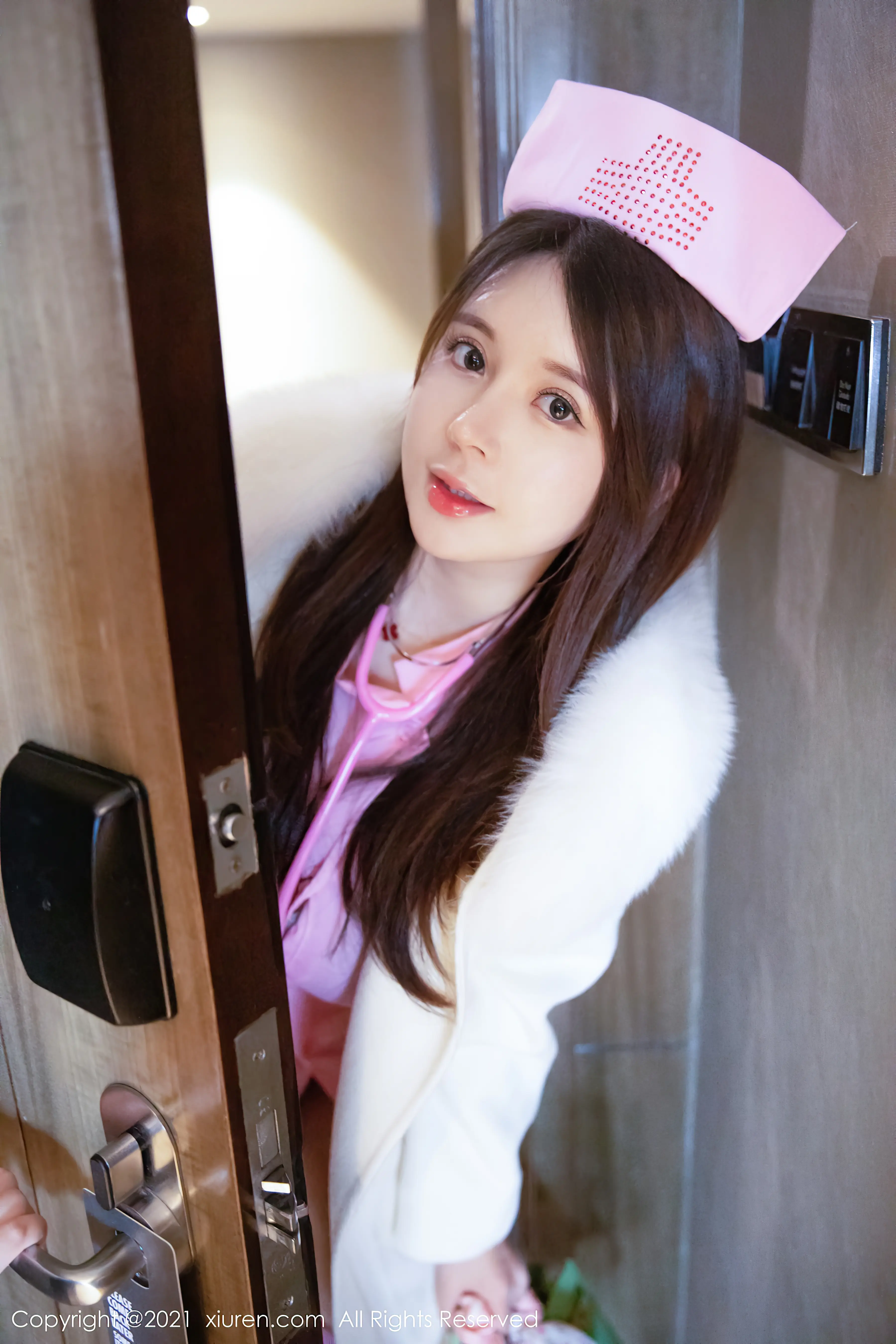 [Xiuren秀人网] NO.3143 奶油妹妹[39+1P／352M]