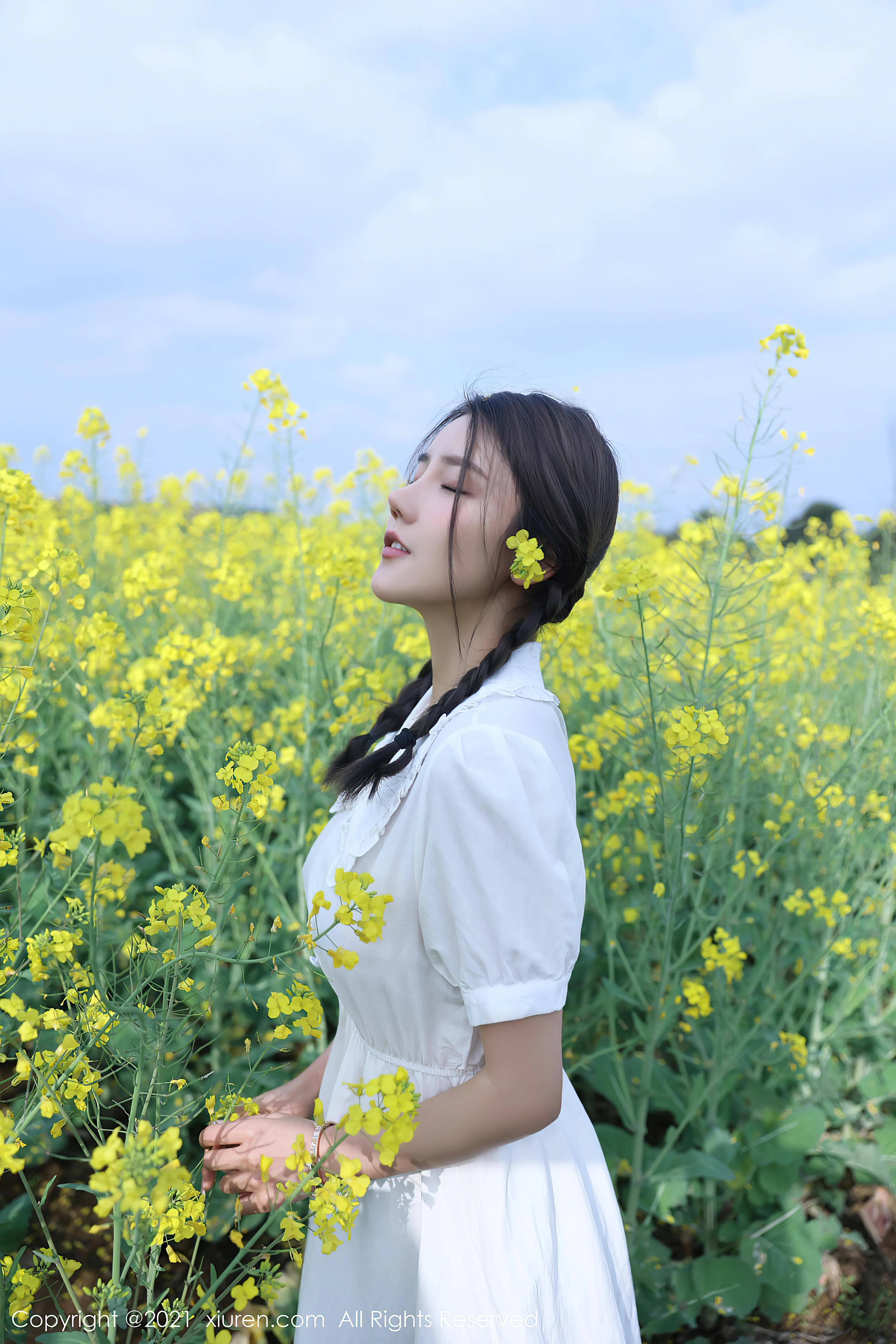 [XiuRen秀人网] No.3276 夏西CiCi [50P+516M]