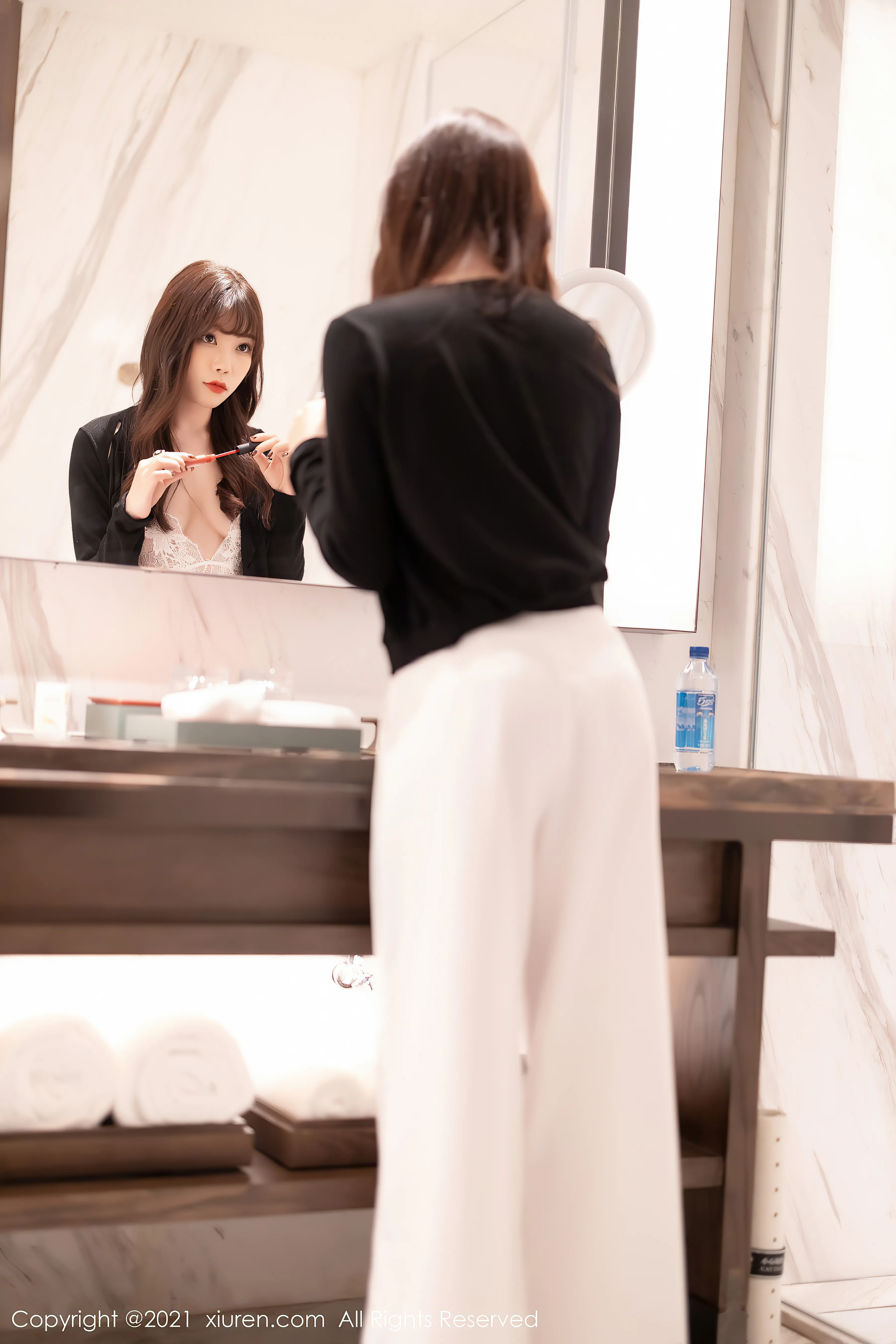 [Xiuren秀人网] NO.3367 芝芝Booty[60+1P／511MB]